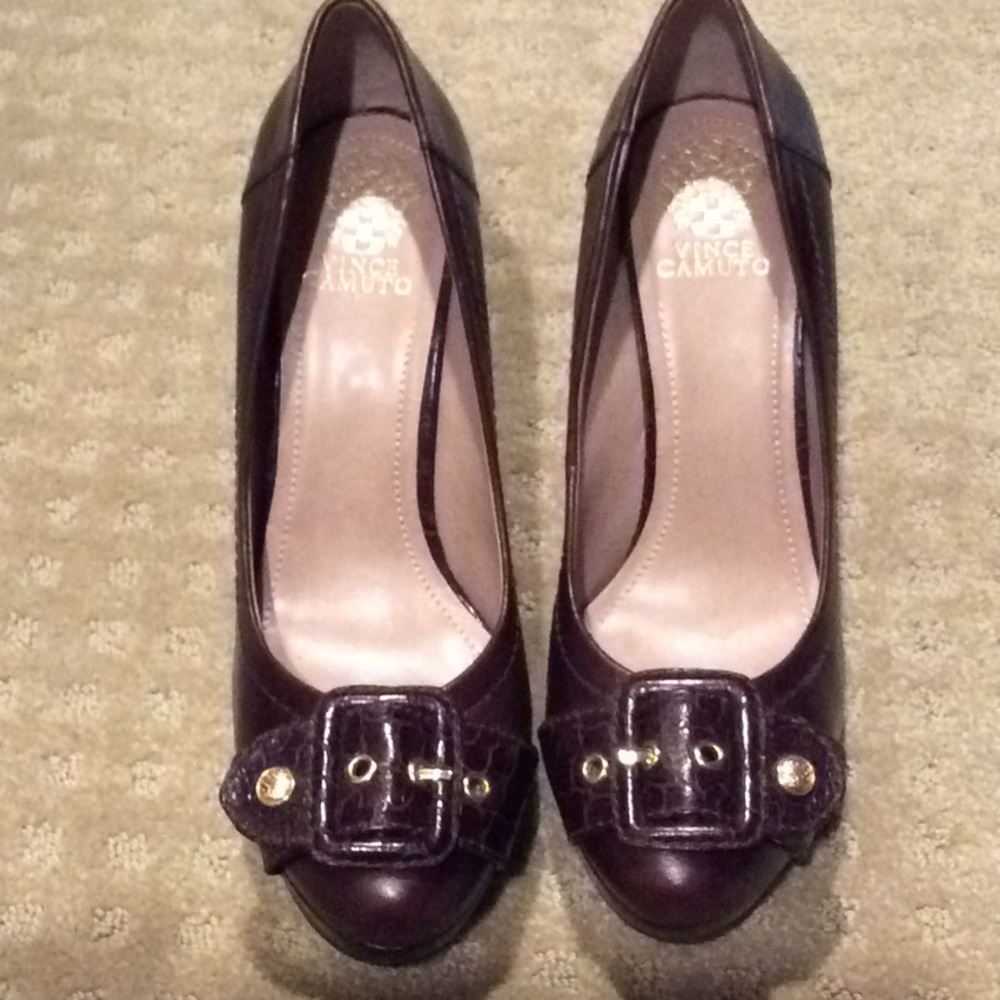 Vince Camuto Sz 10 Brown Platform Heels
